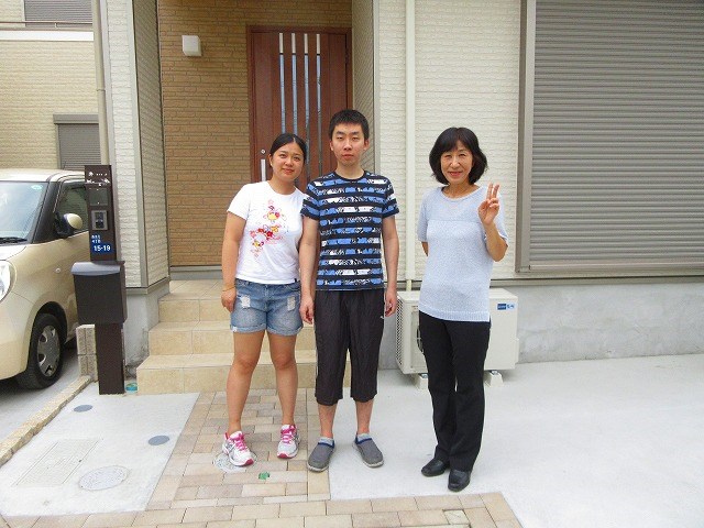 昨日、ユーザー様とご一緒に写真を撮らせて頂きました！