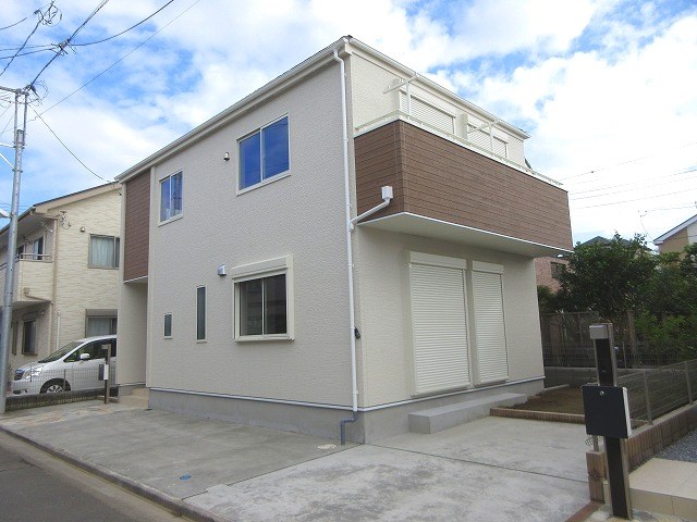 本日のご紹介物件は、葛飾区東金町5丁目の新築一戸建です～。