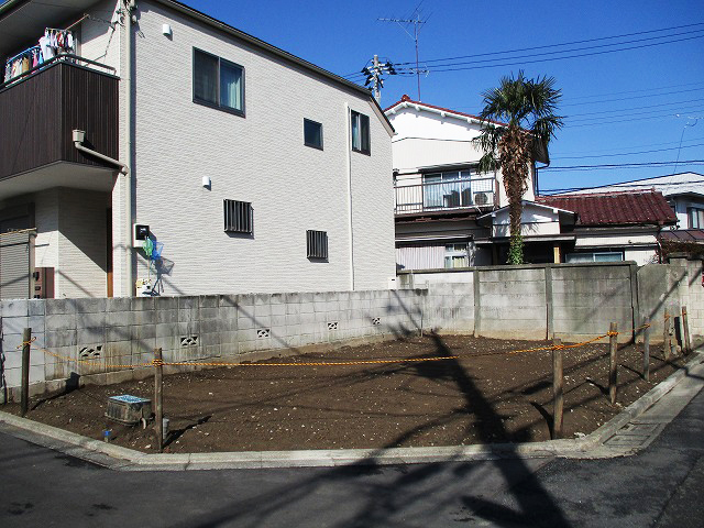 現在、イチオシの東金町5丁目建築条件付売地(金町駅徒歩14分・東南角地・公道面)をご紹介させて頂きます～。